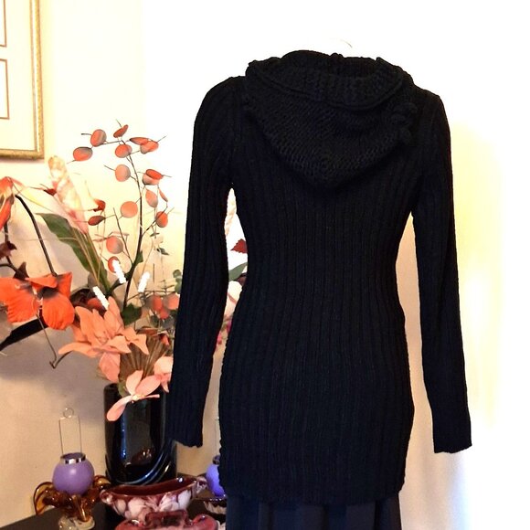 NWT Woman's Black Hooded Cardigan Coat Knit Lightweight Warm & Elegant Outerwear - Picture 12 of 12